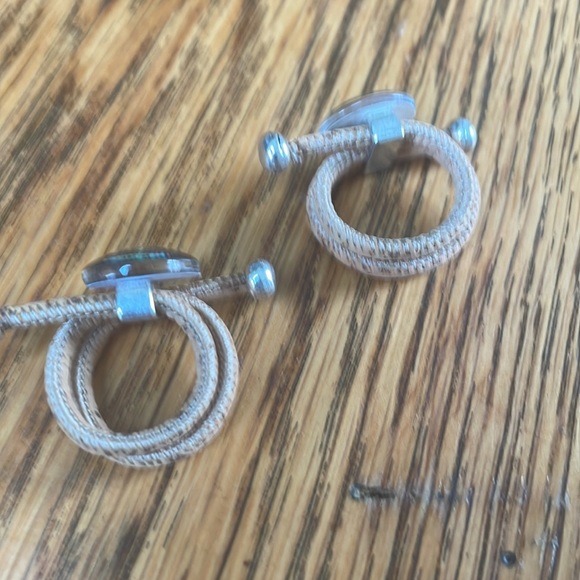 Two cork & bead hand made adjustable rings. - Picture 2 of 4